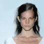 Griffe de Une ancienne mannequin raconte l’anorexie dans la mode
